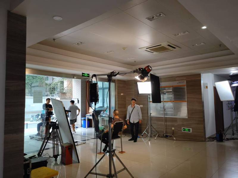 街舞Battle×产品展示｜木里广告片拍摄公司的跨界舞台秀