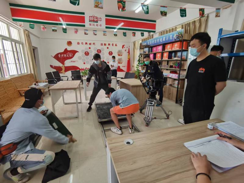 木里广告片拍摄公司：极简主义践行者，少即是多的视觉哲学